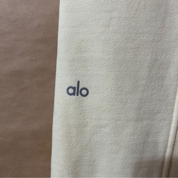 Alo Yoga | High Waist Free Time Straight Leg Sweatpants French Vanilla Size M - Picture 10 of 12